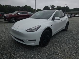 Used 2022 Tesla Model Y Long Range AWD/4WD video 1