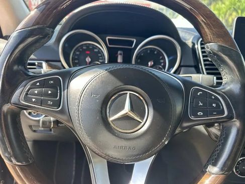 Used 2018 Mercedes-Benz GLS 450 4MATIC w/ Premium Package image 27