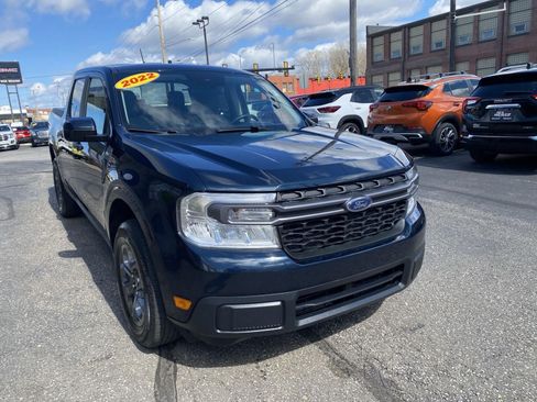 Used 2022 Ford Maverick XLT w/ Equipment Group 300A Standard AWD/4WD image 15