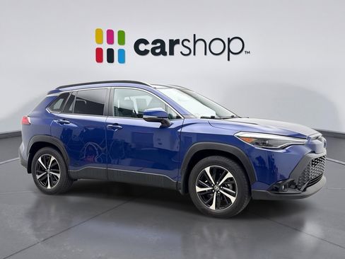 Used 2024 Toyota Corolla Cross AWD Hybrid w/ Convenience Package image 7