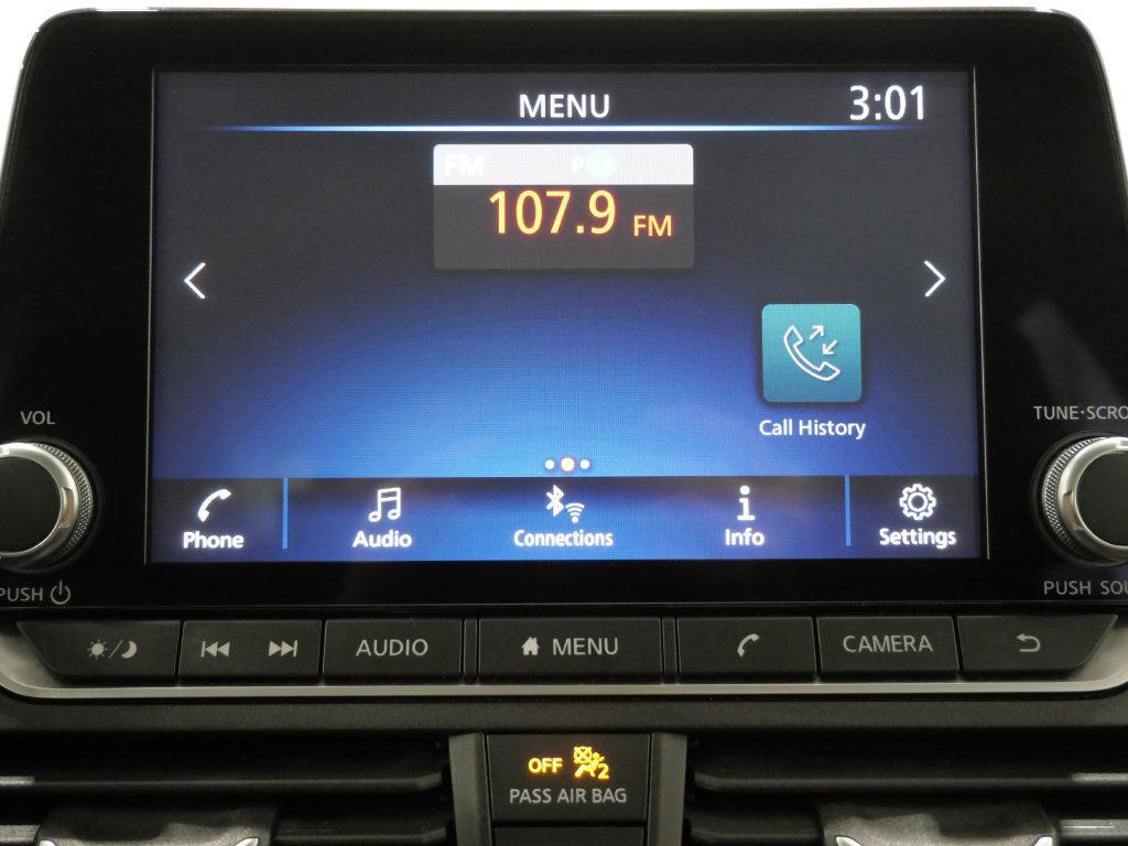 Used 2024 Nissan Altima 2.5 SR FWD image 16