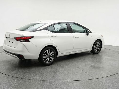 Used 2025 Nissan Versa SV FWD image 9