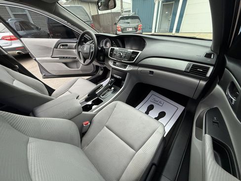 Used 2014 Honda Accord LX image 13