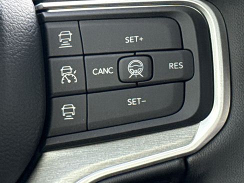 New 2026 Jeep Grand Wagoneer 4WD image 21