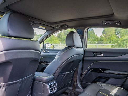 New 2026 Kia K5 GT image 16