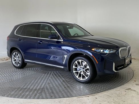 New 2026 BMW X5 xDrive40i w/ Climate Comfort Package image 6