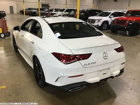Used 2021 Mercedes-Benz CLA 250 image 4
