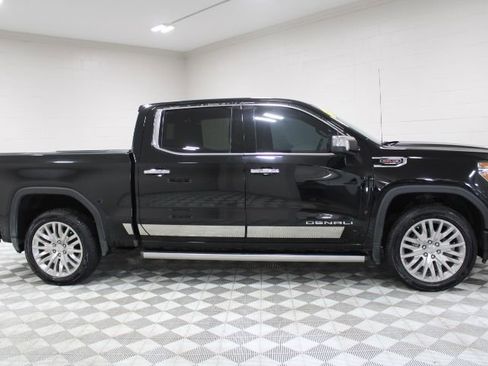 Used 2021 GMC Sierra 1500 Denali w/ Denali Ultimate Package image 13
