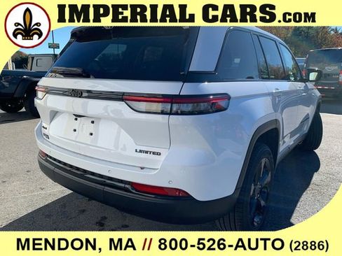 New 2025 Jeep Grand Cherokee Limited w/ Luxury Tech Group II image 16
