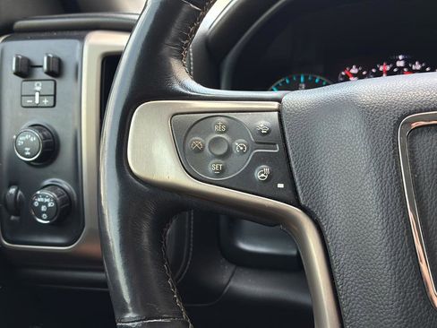 Used 2018 GMC Sierra 1500 Denali w/ Denali Ultimate Package AWD/4WD image 10