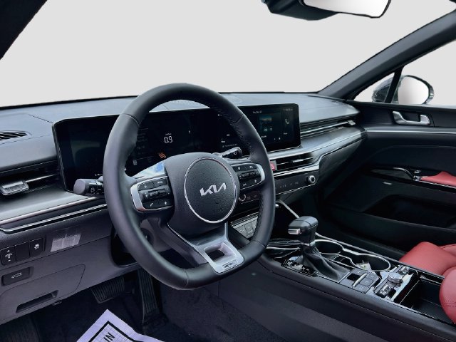 New 2027 Kia K5 GT-Line FWD image 9
