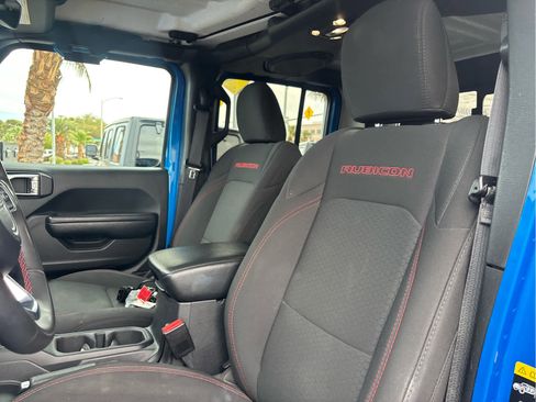 Used 2023 Jeep Gladiator Rubicon image 7