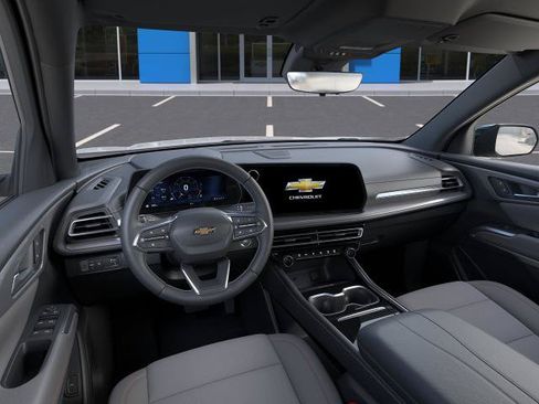 New 2026 Chevrolet Traverse LT w/ Driver Confidence Package FWD image 15