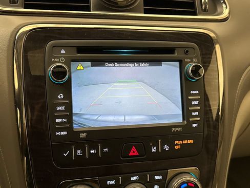 Used 2016 Buick Enclave Premium w/ Experience Buick Package FWD image 26