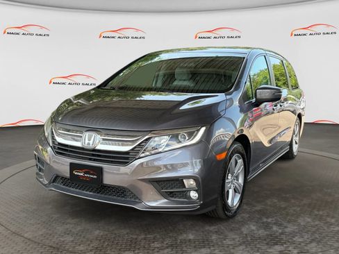 Used 2018 Honda Odyssey EX image 1