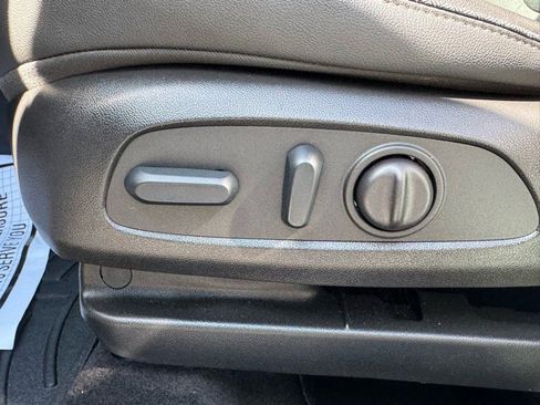 Used 2023 Buick Encore GX Preferred w/ Cold Weather Comfort Package image 23