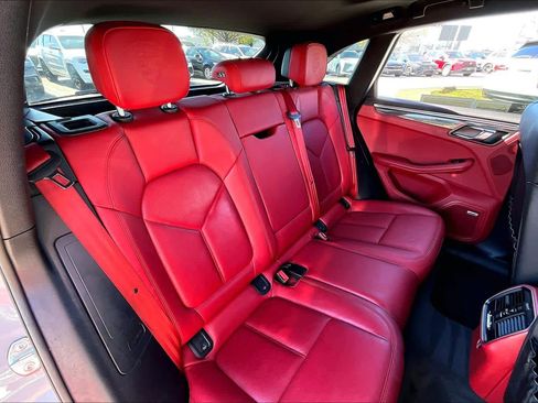 Used 2021 Porsche Macan GTS image 17