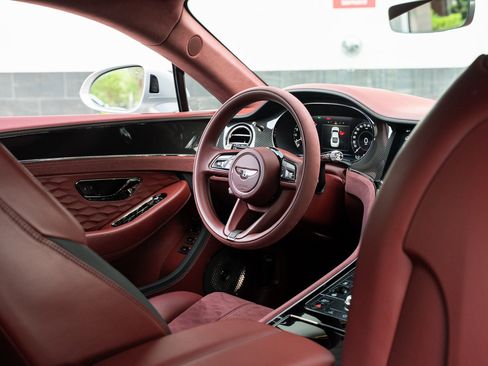 Used 2025 Bentley Continental GT Speed image 52
