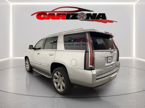 Used 2016 Cadillac Escalade Luxury image 6