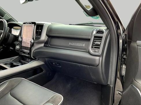 Used 2025 RAM 1500 Laramie AWD/4WD image 29
