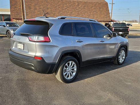 Used 2020 Jeep Cherokee Latitude image 8