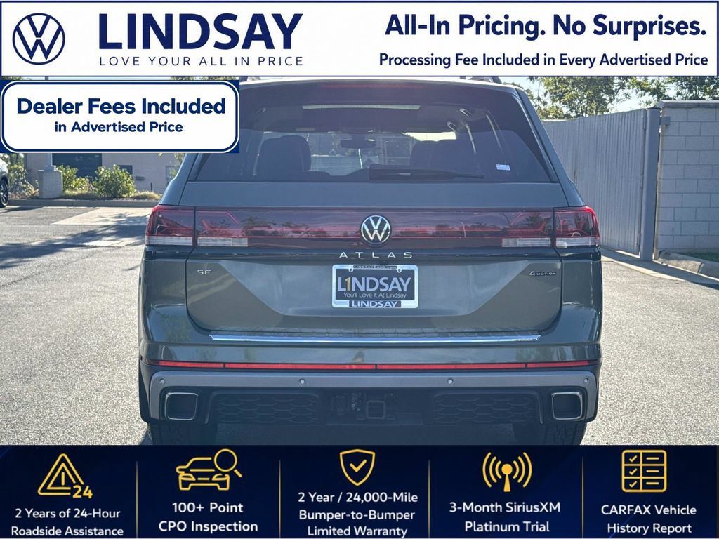 Used 2025 Volkswagen Atlas Peak Edition SE AWD/4WD image 4