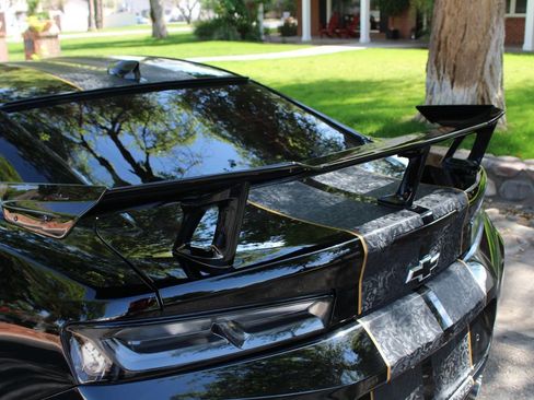 Used 2017 Chevrolet Camaro SS image 50