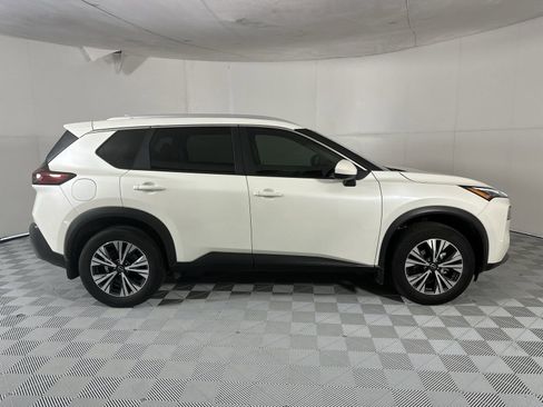 Certified 2023 Nissan Rogue SV w/ SV Premium B Package image 9