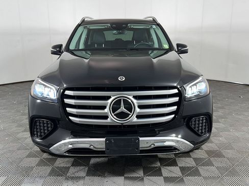 Used 2026 Mercedes-Benz GLS 450 4MATIC image 24