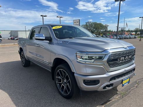 Used 2019 RAM 1500 Limited AWD/4WD image 39
