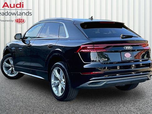 Used 2023 Audi Q8 Premium w/ Convenience Package AWD/4WD image 4