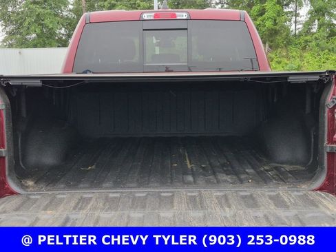 Used 2020 RAM 1500 Laramie AWD/4WD image 10