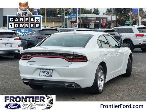 Used 2023 Dodge Charger SXT image 5