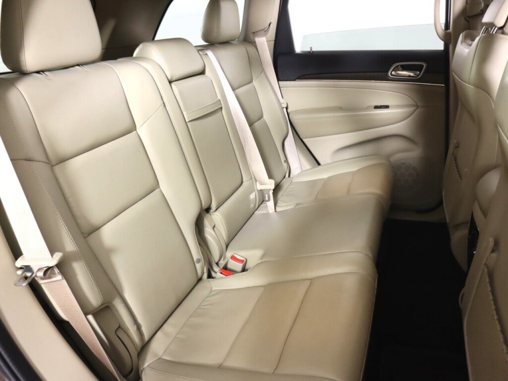 Used 2018 Jeep Grand Cherokee Limited AWD/4WD image 40