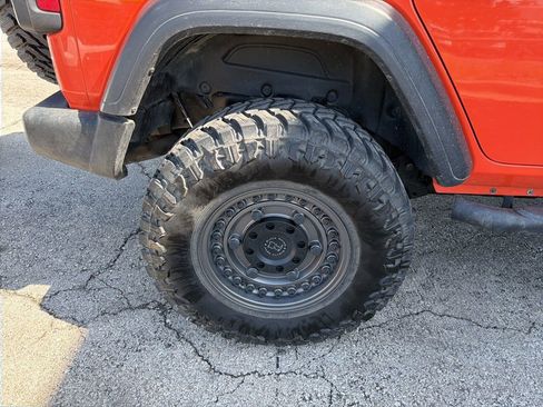 Used 2020 Jeep Wrangler Unlimited Sport S AWD/4WD image 3