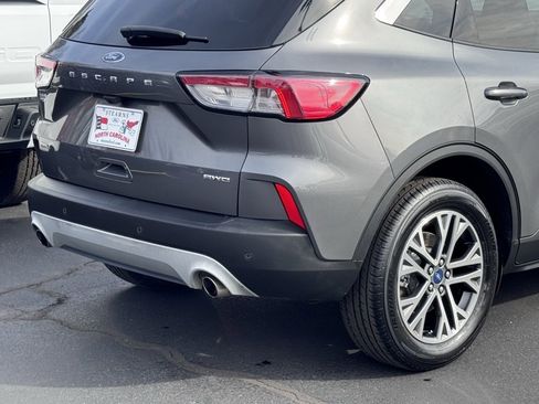 Used 2022 Ford Escape SEL image 40