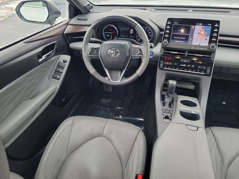Certified 2021 Toyota Avalon Limited w/ Advanced Safety Package image 9