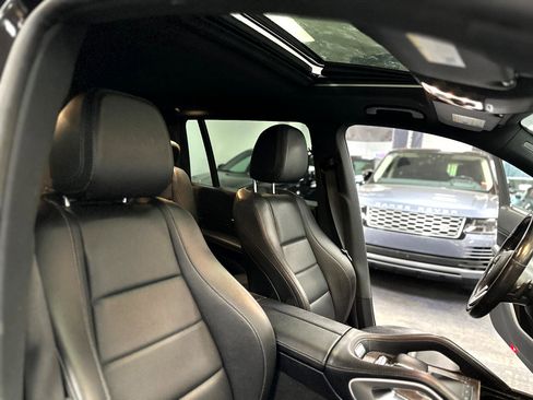 Used 2020 Mercedes-Benz GLS 450 4MATIC image 37