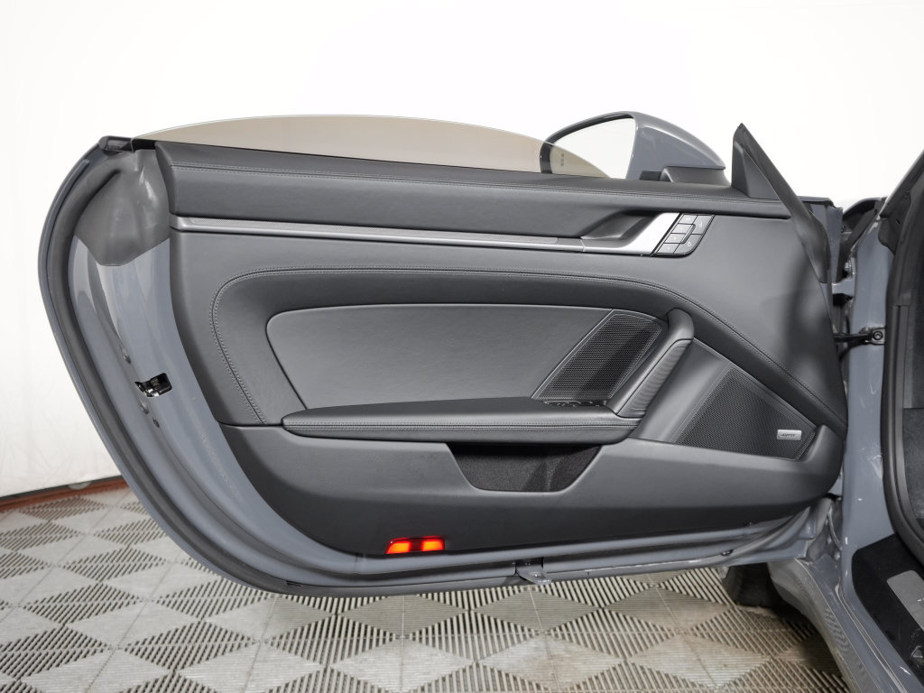 Certified 2025 Porsche 911 Carrera w/ Premium Package RWD image 24