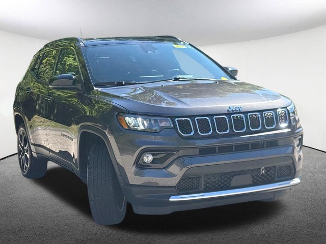 Used 2023 Jeep Compass Limited AWD/4WD image 35