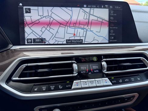 Used 2022 BMW X6 xDrive40i AWD/4WD image 27
