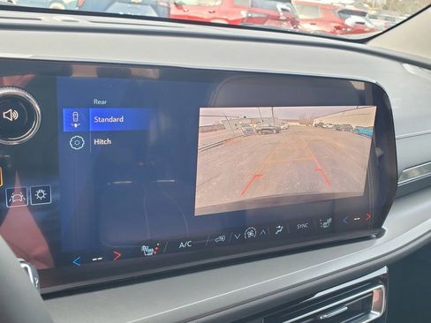 New 2026 Chevrolet Traverse LT image 21