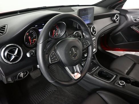 Used 2019 Mercedes-Benz CLA 250 image 6