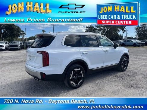 Used 2023 Kia Telluride S image 10