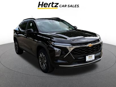 Used 2025 Chevrolet Trax LT