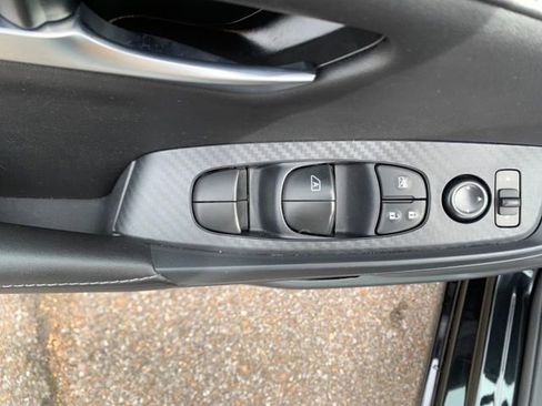 Used 2025 Nissan Sentra SV image 11