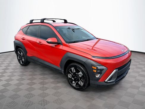 Used 2024 Hyundai Kona SEL FWD image 4