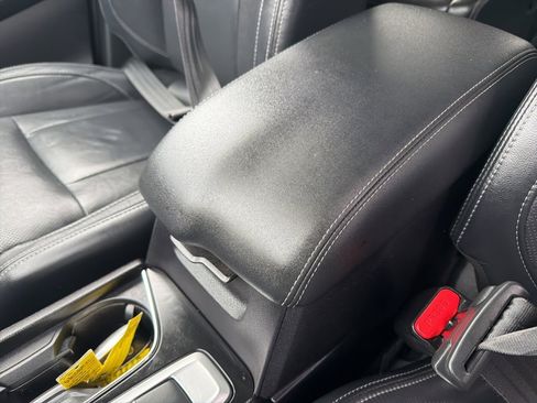 Certified 2023 Subaru Ascent Limited w/ Technology Package image 33