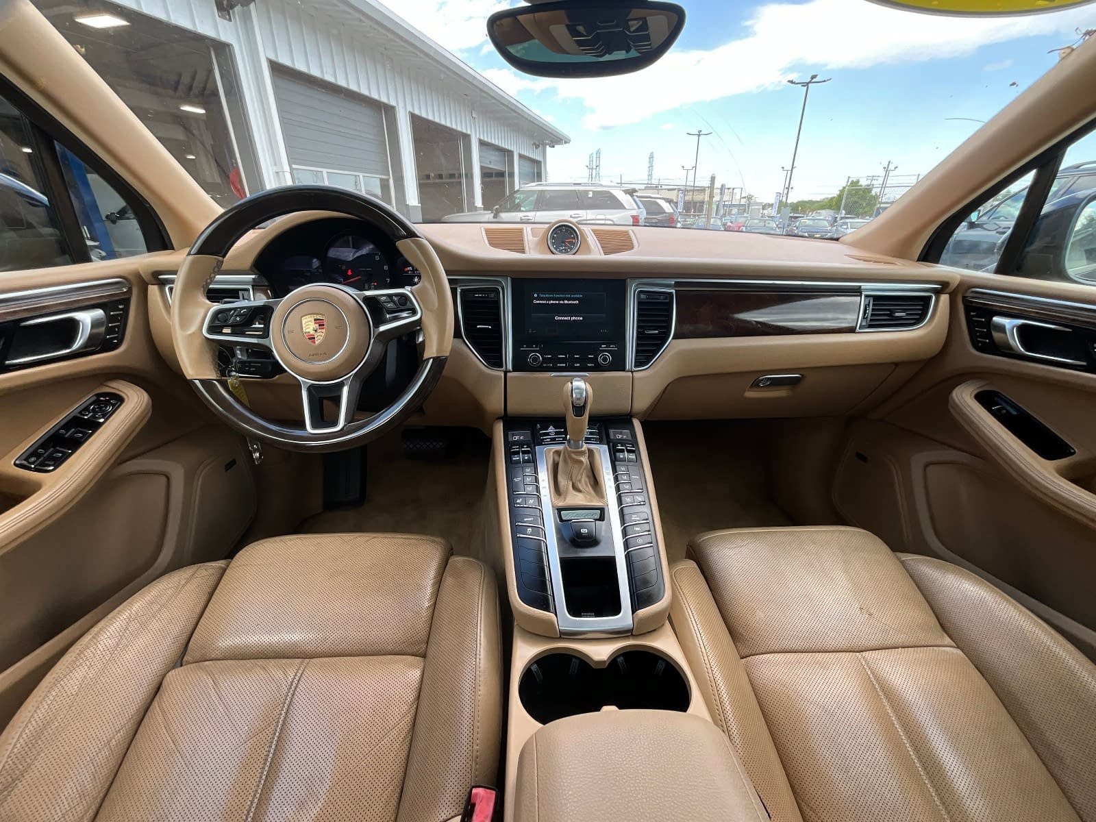 Used 2017 Porsche Macan AWD/4WD image 7