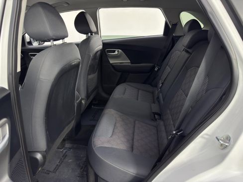 Used 2019 Kia Niro LX image 36